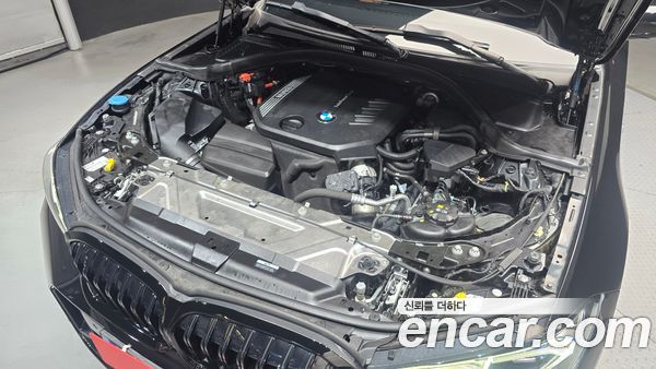 BMW 3 Series 2023, фото 6