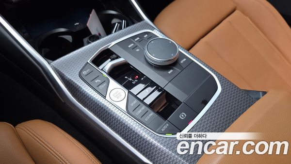 BMW 3 Series 2023, фото 12