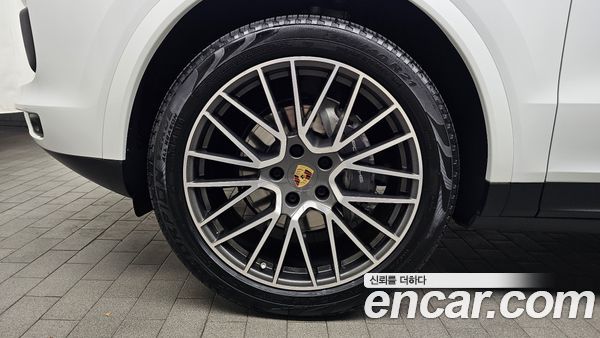 Porsche Cayenne 2020, фото 4