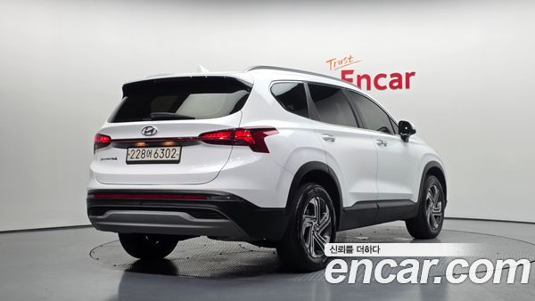 Hyundai Santa Fe 2022, фото 2