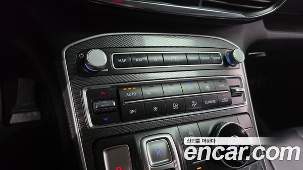 Hyundai Santa Fe 2022, фото 23