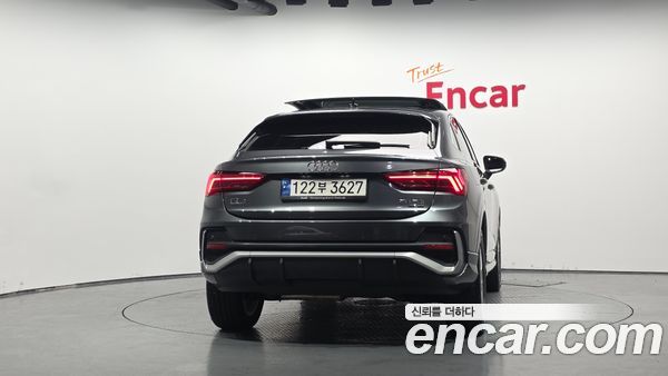 Audi Q3 2023, фото 4
