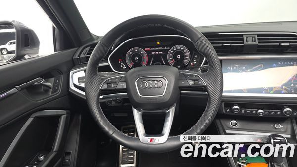 Audi Q3 2023, фото 12