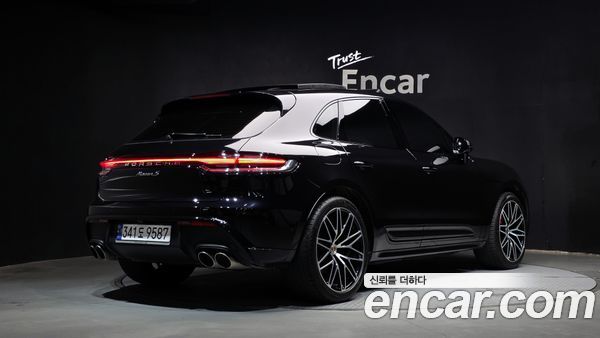 Porsche Macan 2023, фото 2