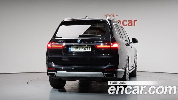 BMW X7 2021, фото 4