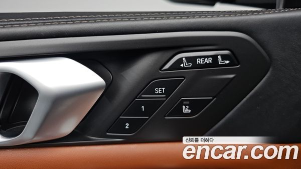 BMW X7 2021, фото 29
