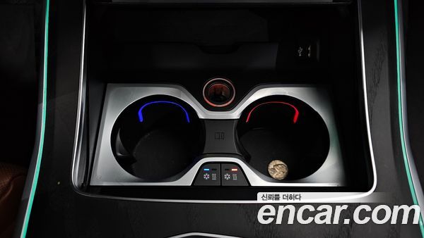 BMW X7 2021, фото 32