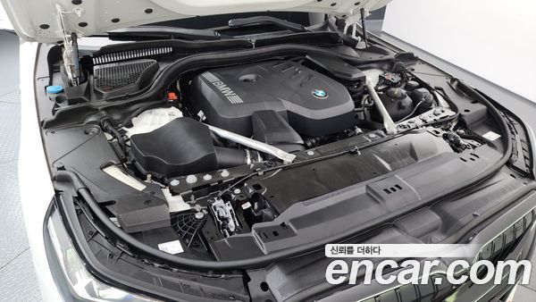 BMW 5 Series 2024, фото 6