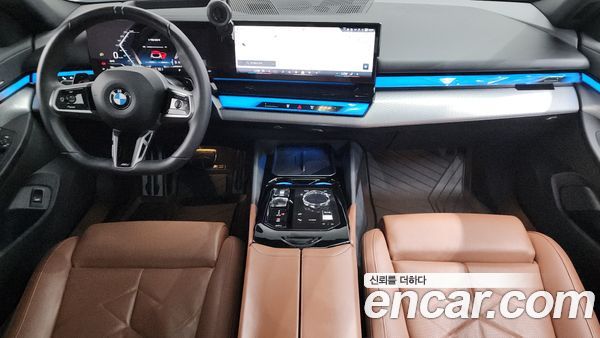 BMW 5 Series 2024, фото 10