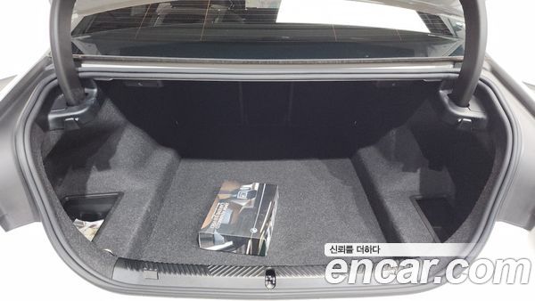 BMW 5 Series 2024, фото 24