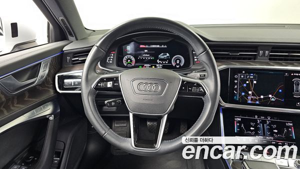 Audi A6 2021, фото 13
