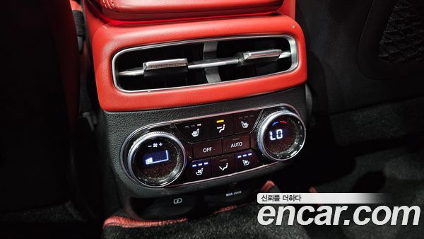 Genesis GV70 2023, фото 31
