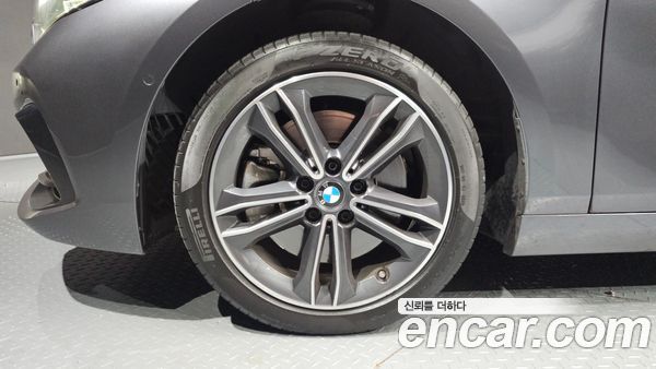 BMW 1 Series 2021, фото 5