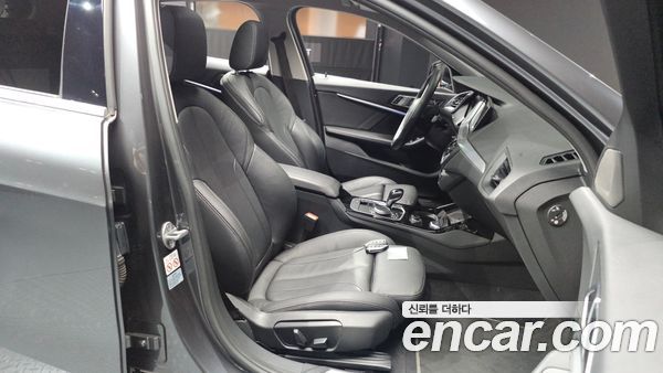 BMW 1 Series 2021, фото 18