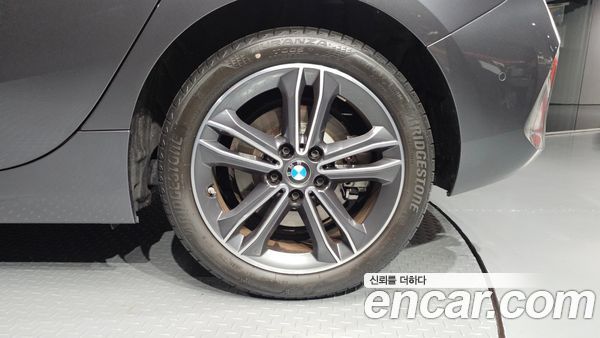 BMW 1 Series 2021, фото 7