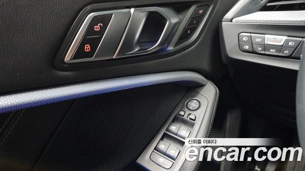 BMW 1 Series 2021, фото 29