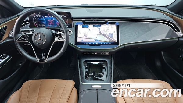 Mercedes-Benz E-Class 2024, фото 10