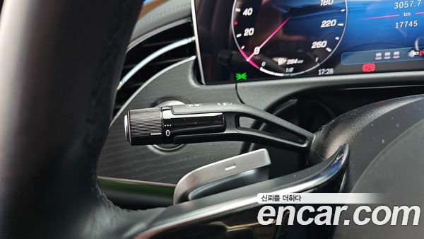 Mercedes-Benz E-Class 2024, фото 29