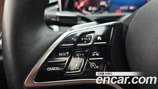 Mercedes-Benz E-Class 2024, фото 32