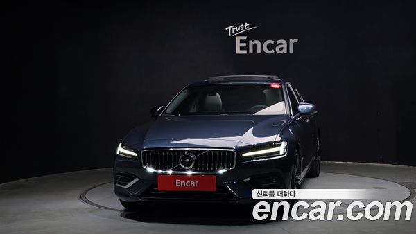 Volvo S60 2021, фото 3