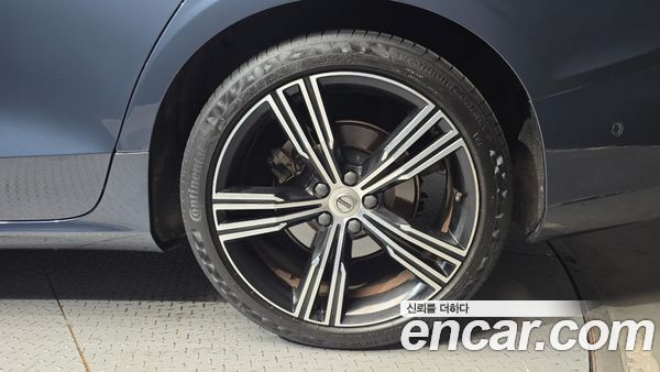 Volvo S60 2021, фото 7