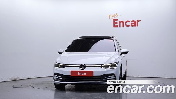 Volkswagen Golf 2023, фото 3