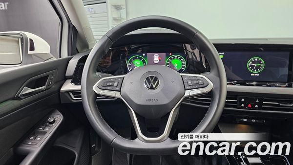 Volkswagen Golf 2023, фото 19