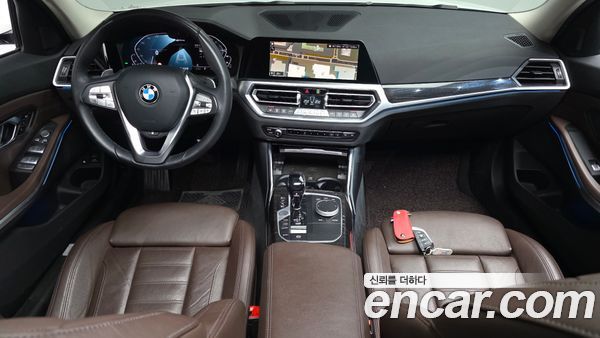 BMW 3 Series 2021, фото 9