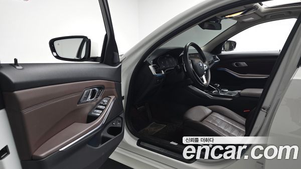 BMW 3 Series 2021, фото 12
