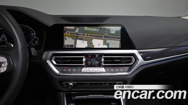 BMW 3 Series 2021, фото 18