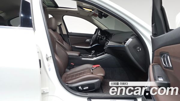 BMW 3 Series 2021, фото 15