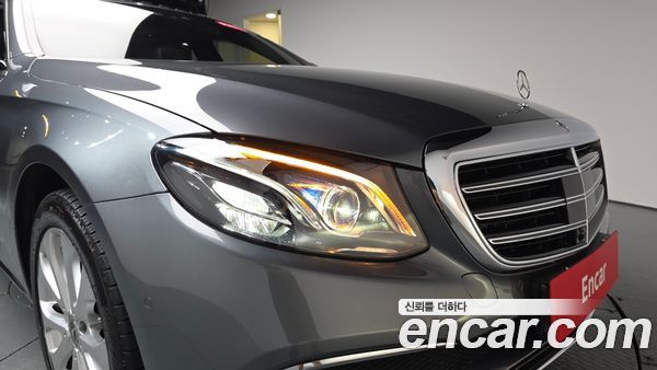 Mercedes-Benz E-Class 2020, фото 7