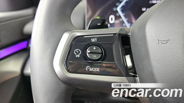 BMW 5 Series 2025, фото 16