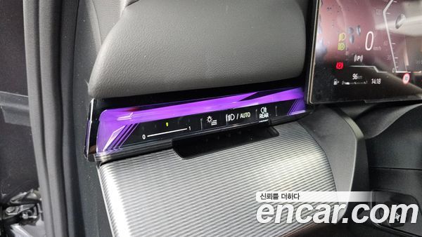 BMW 5 Series 2025, фото 27