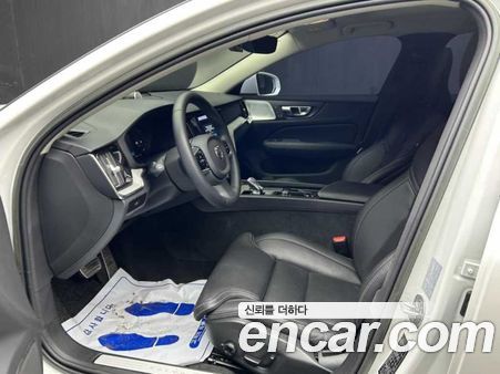 Volvo V60 2023, фото 7
