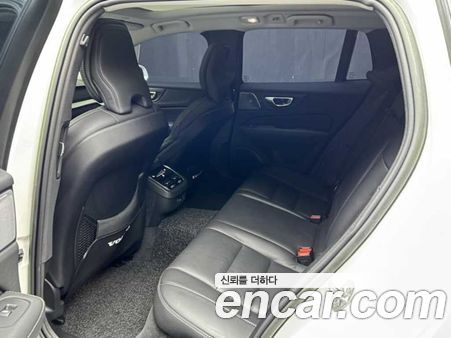 Volvo V60 2023, фото 8