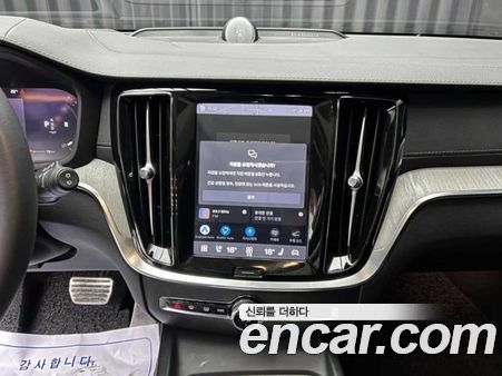 Volvo V60 2023, фото 10