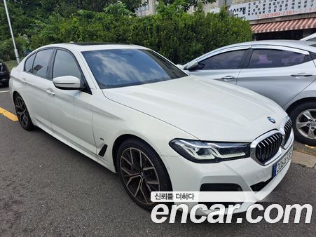 BMW 5 Series 2023, фото 7