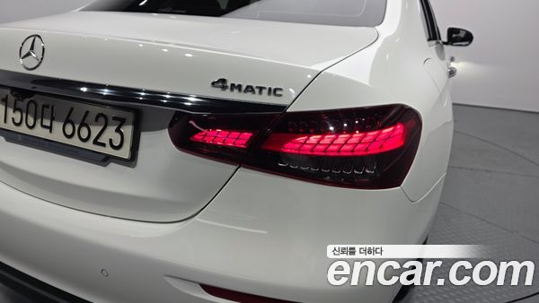 Mercedes-Benz E-Class 2021, фото 8