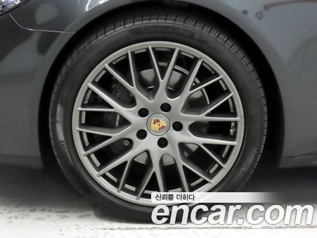 Porsche Panamera 2021, фото 5