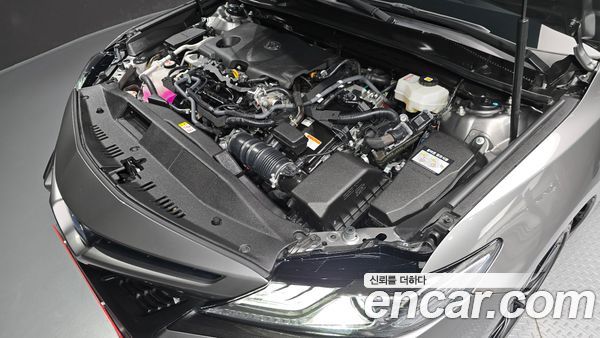 Toyota Camry 2024, фото 6