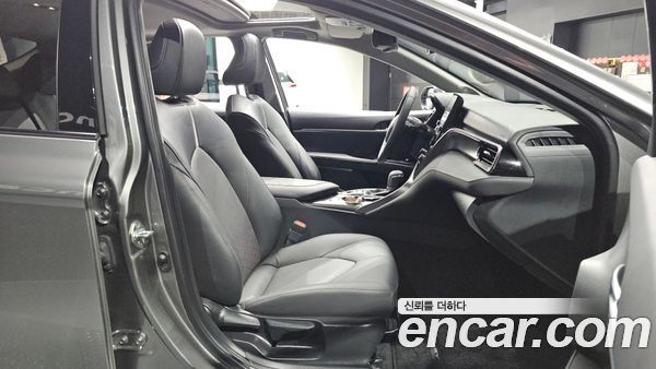 Toyota Camry 2024, фото 18