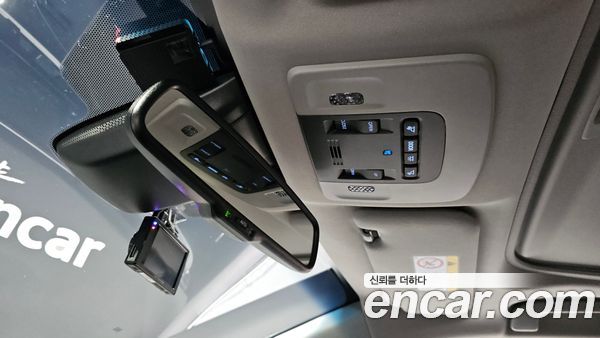 Toyota Camry 2024, фото 23