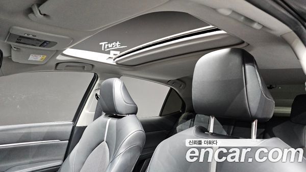Toyota Camry 2024, фото 30