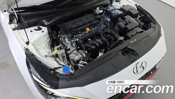 Hyundai Elantra 2021, фото 6