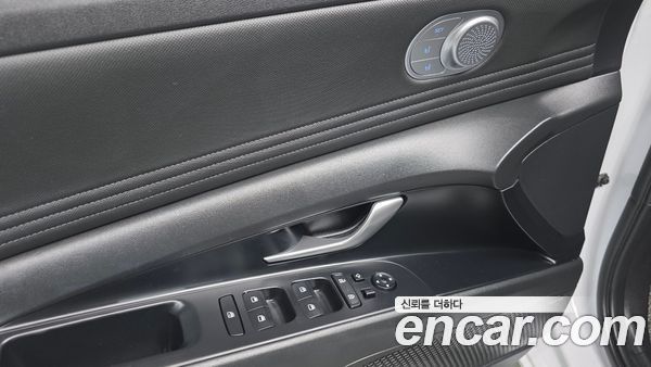 Hyundai Elantra 2021, фото 18