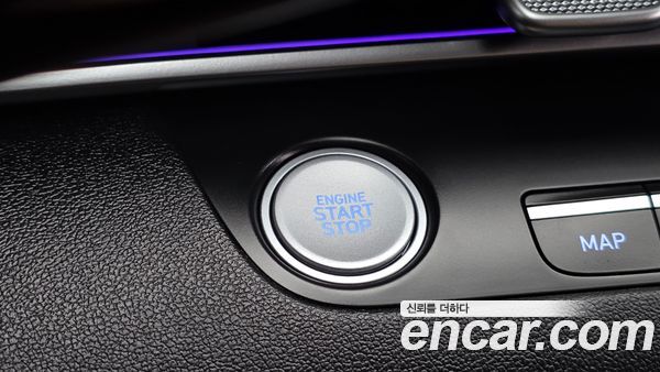 Hyundai Elantra 2021, фото 26