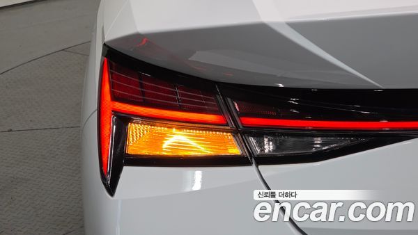Hyundai Elantra 2021, фото 9