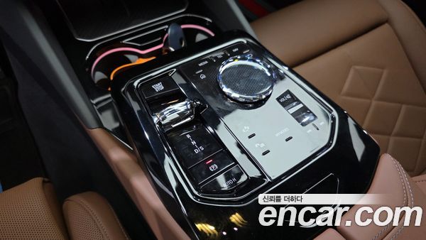 BMW 5 Series 2026, фото 9
