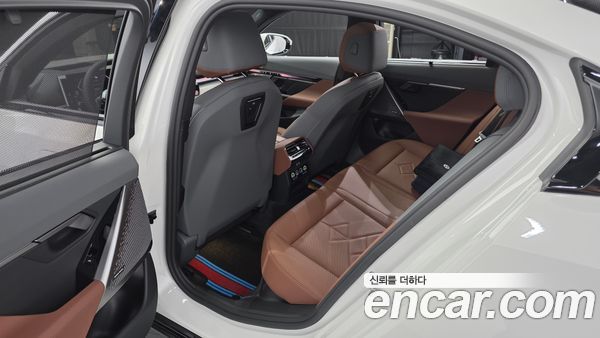 BMW 5 Series 2026, фото 11